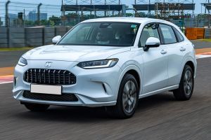 Driving: Front Left Quarter View Image of ZR-V