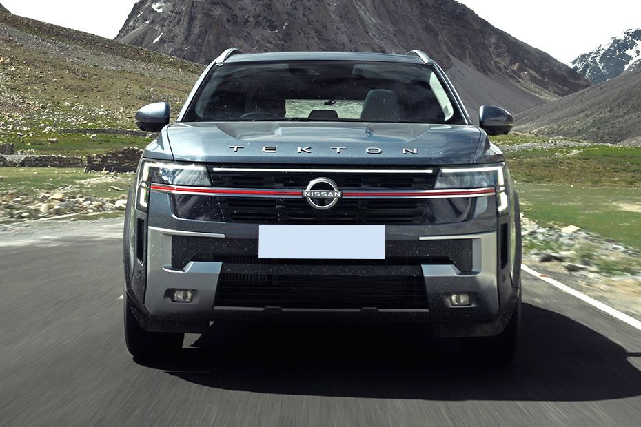 Driving: Front View Image of Tekton