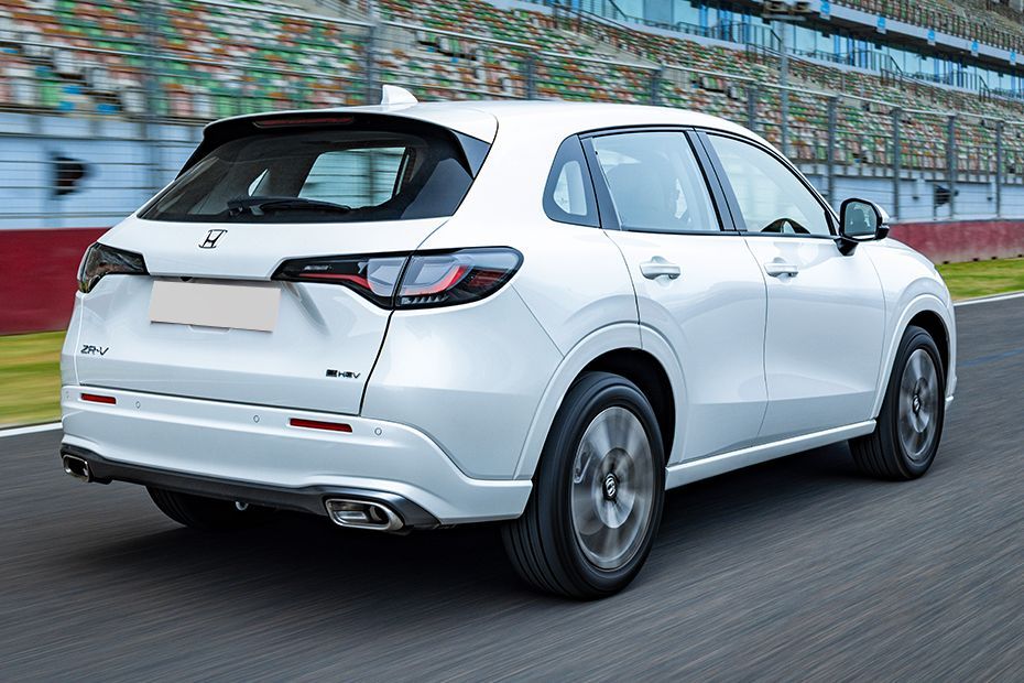 Driving: Rear Right Three Quarter View Image of ZR-V
