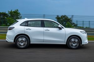 Driving: Side Profile (Right) View Image of ZR-V