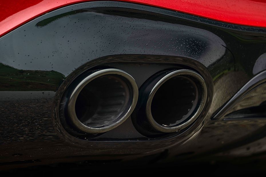 Exhaust Image of AMG E 53