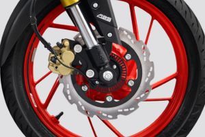 Front Brake of Apache RTR 200 4V