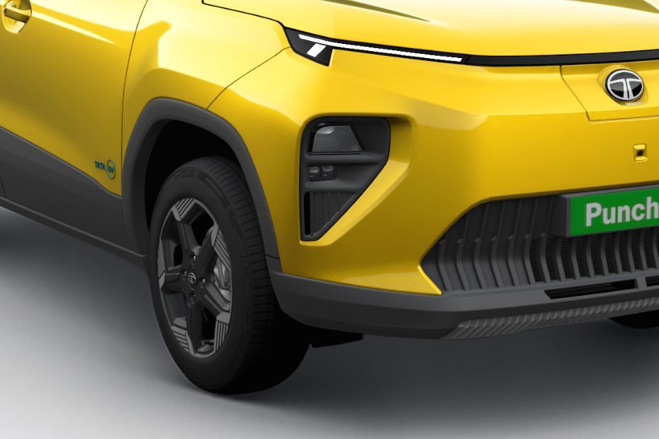 Front Fog Lamp Image of Punch EV
