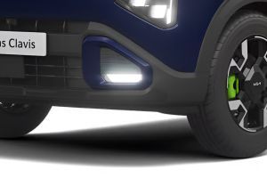Front Fog Lamp Image of Carens Clavis