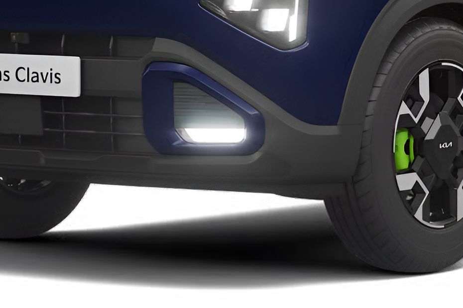 Front Fog Lamp Image of Carens Clavis
