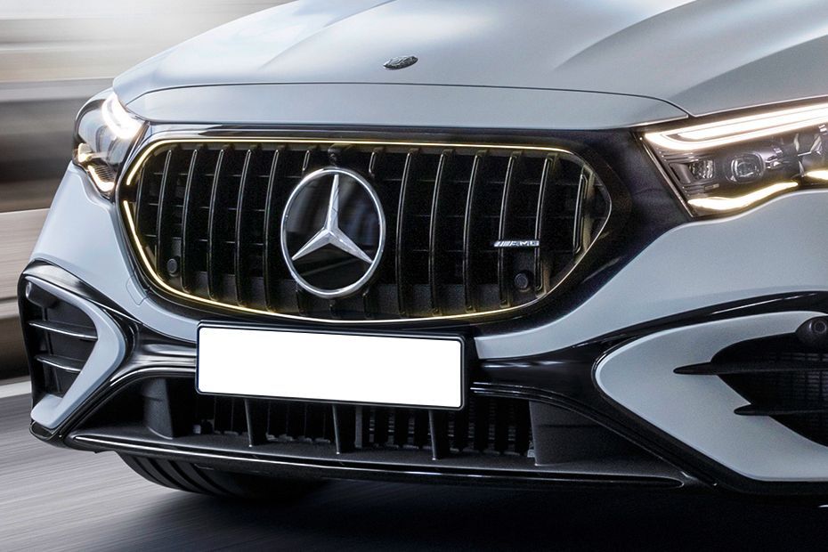 Front Grille Image of AMG E 53