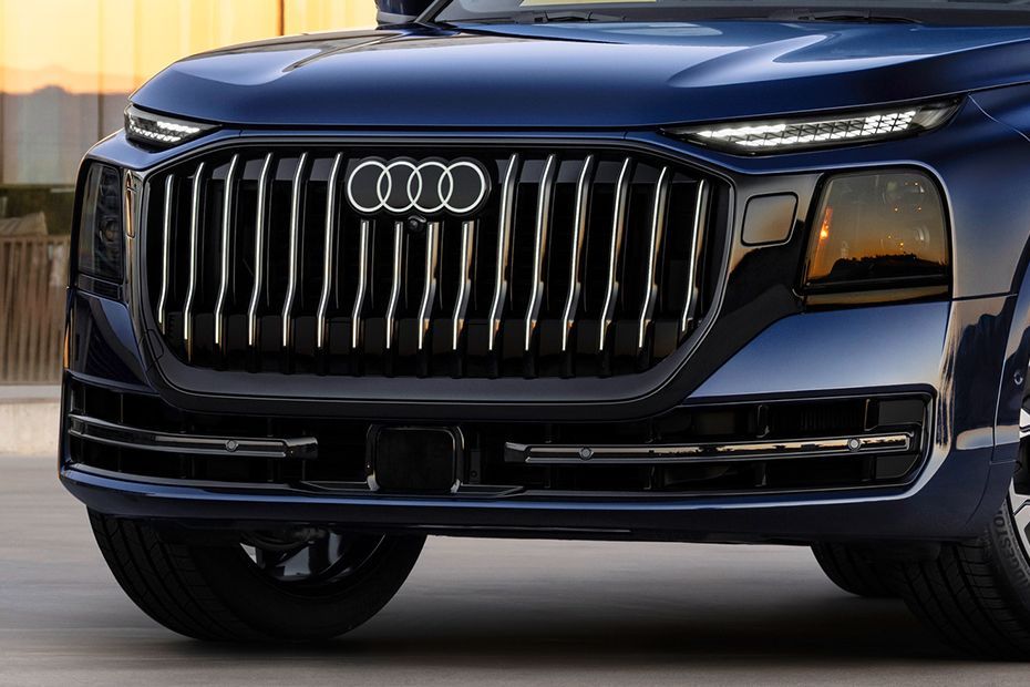 Front Grille Image of Q9