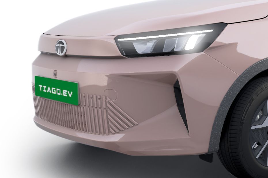 Front Grille Image of Tiago EV