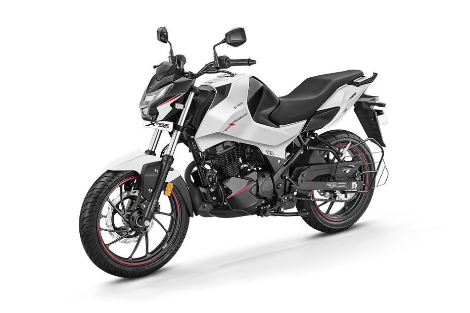 Front Left Quarter View View of Xtreme 160R
