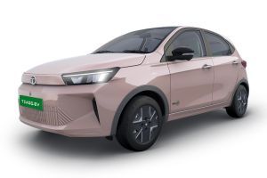 Front Left Quarter View Image of Tiago EV