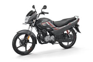 Front Left Quarter View View of Super Splendor XTEC