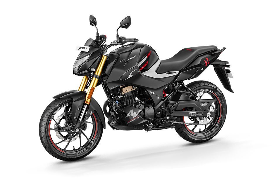 Front Left Quarter View View of Xtreme 160R 4V