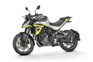 Front Left Quarter View View of Xtreme 250R
