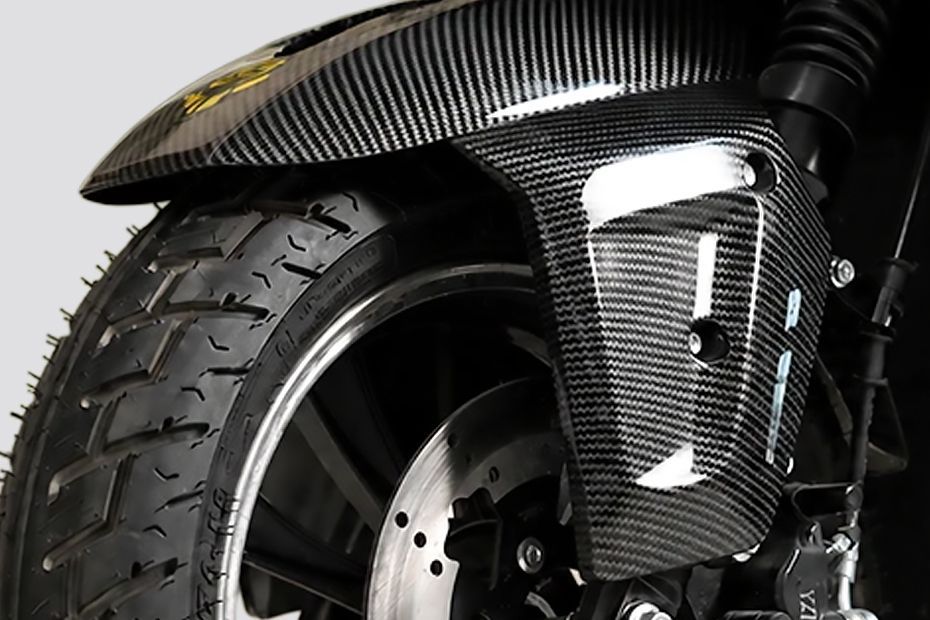 Front Mudguard & Suspension of Lucka