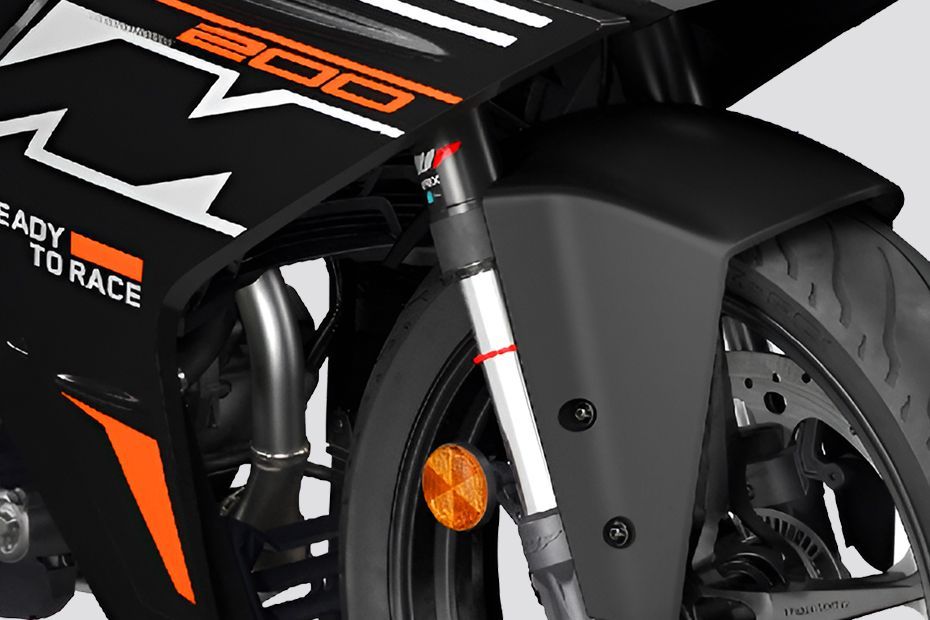 Front Mudguard & Suspension of RC 200
