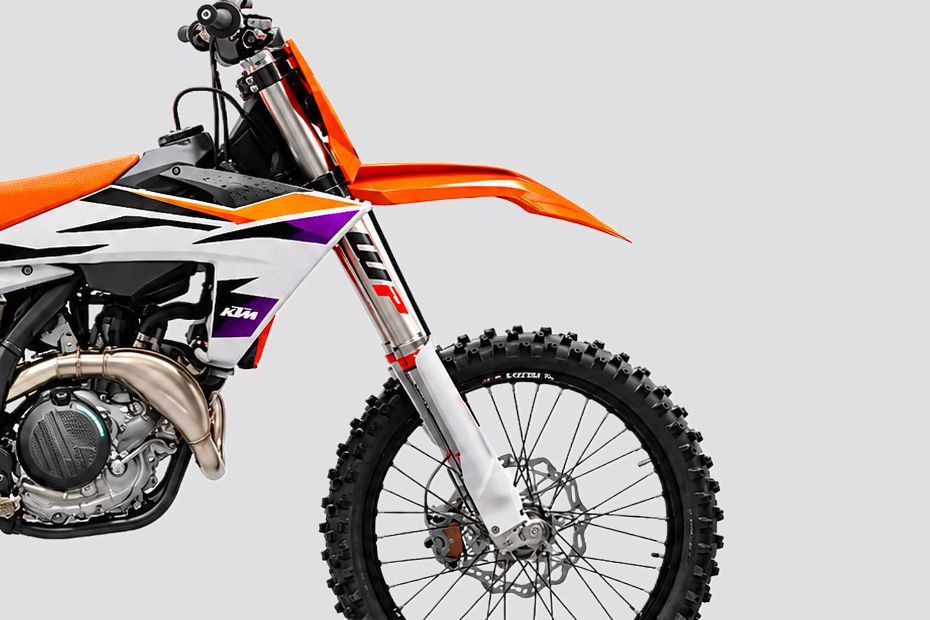 Front Mudguard & Suspension of 450 SX-F