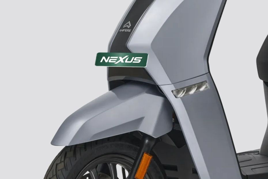 Front Mudguard & Suspension of Nexus