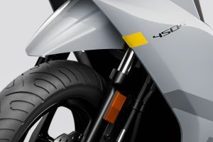 Front Mudguard & Suspension of 450X