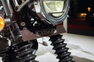 Front Number Plate of CB 500