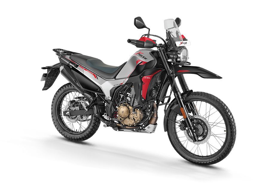 Front Right Quarter View of XPulse 210