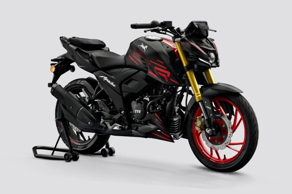 Front Right Quarter View of Apache RTR 200 4V
