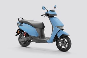 Front Right Quarter View of QC1