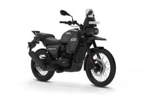 Front Right Quarter View of Adventure