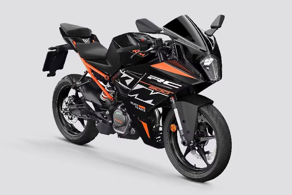 Front Right Quarter View of RC 200