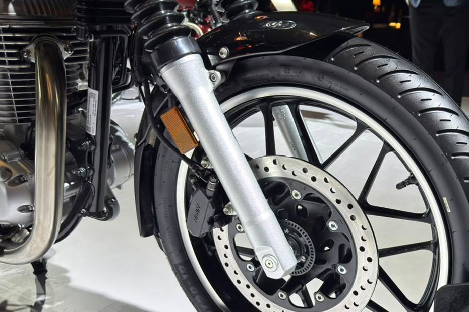 Front Suspension of CB 500