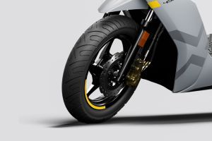 Front Tyre of 450X