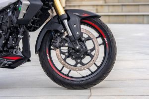 Front Wheel of Pulsar NS400Z