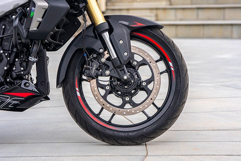 Front Wheel of Pulsar NS400Z