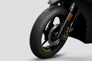 Front Wheel of 450S
