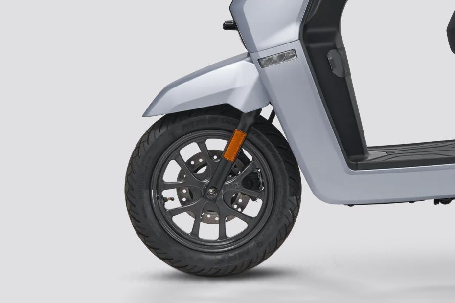 Front Wheel of Nexus