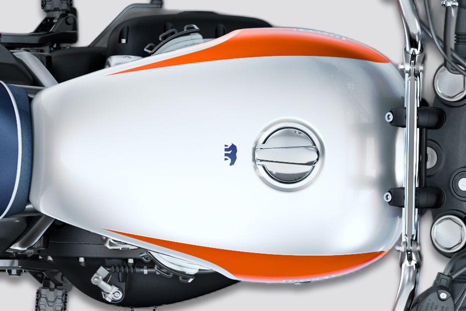 Fuel Tank (Top) of Model_