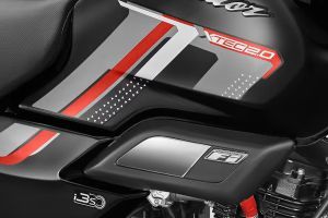 Graphics of Super Splendor XTEC