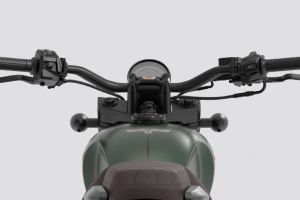 Handlebar of Roadster