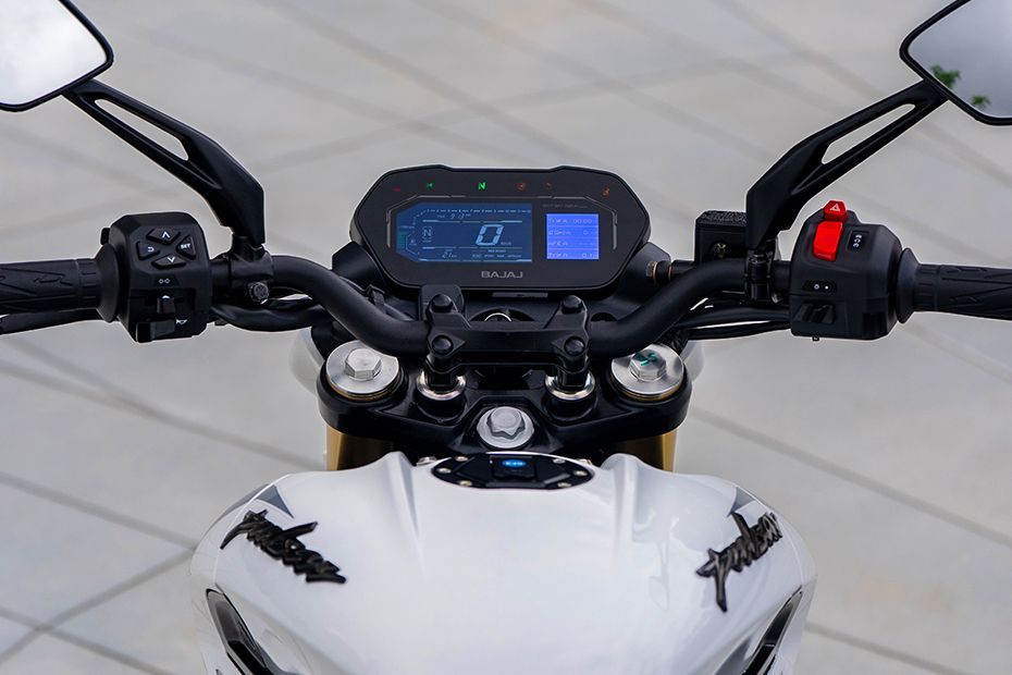 Handlebar of Pulsar NS400Z