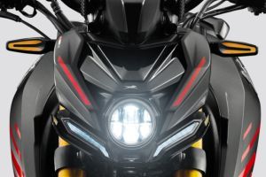 Headlamp of Apache RTR 200 4V