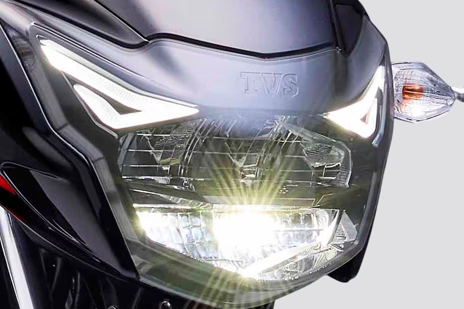 Headlamp of Apache RTR 180