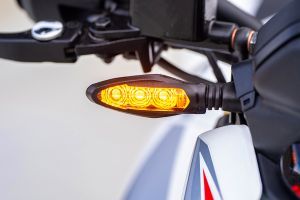 Indicator (Front) of Pulsar NS400Z