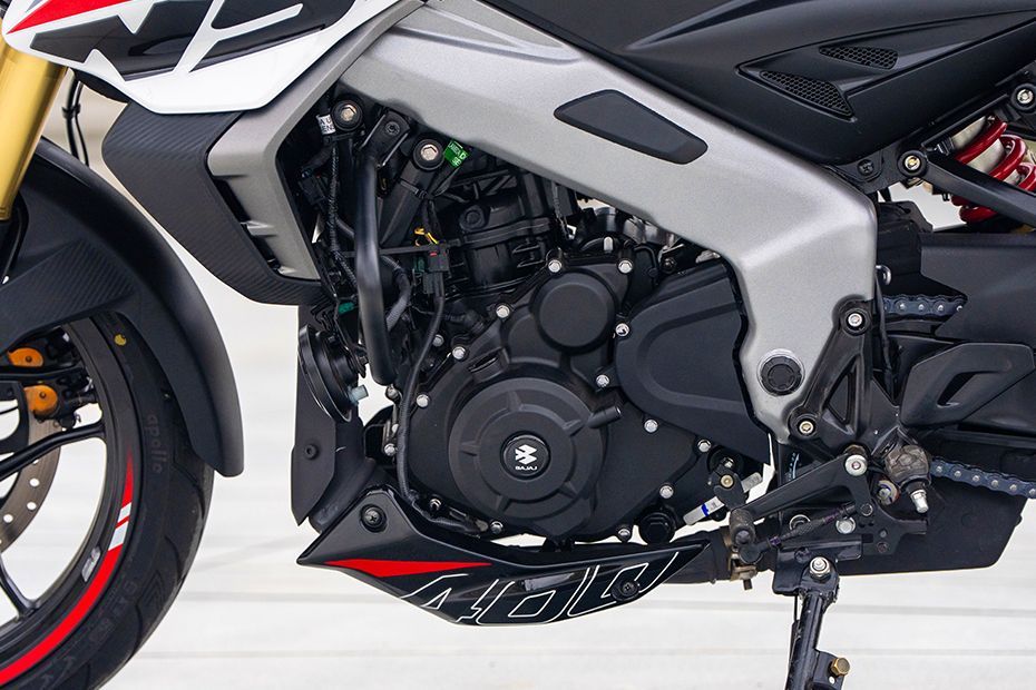 Engine (Left) of Pulsar NS400Z