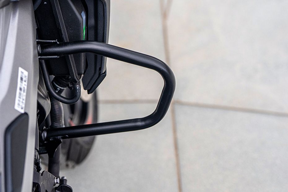 Leg Guard of Pulsar NS400Z