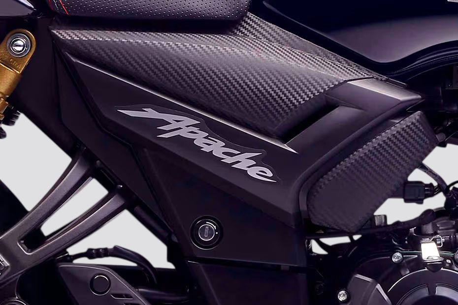 Model Badge of Apache RTR 180