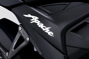 Model Badge of Apache RTR 200 4V