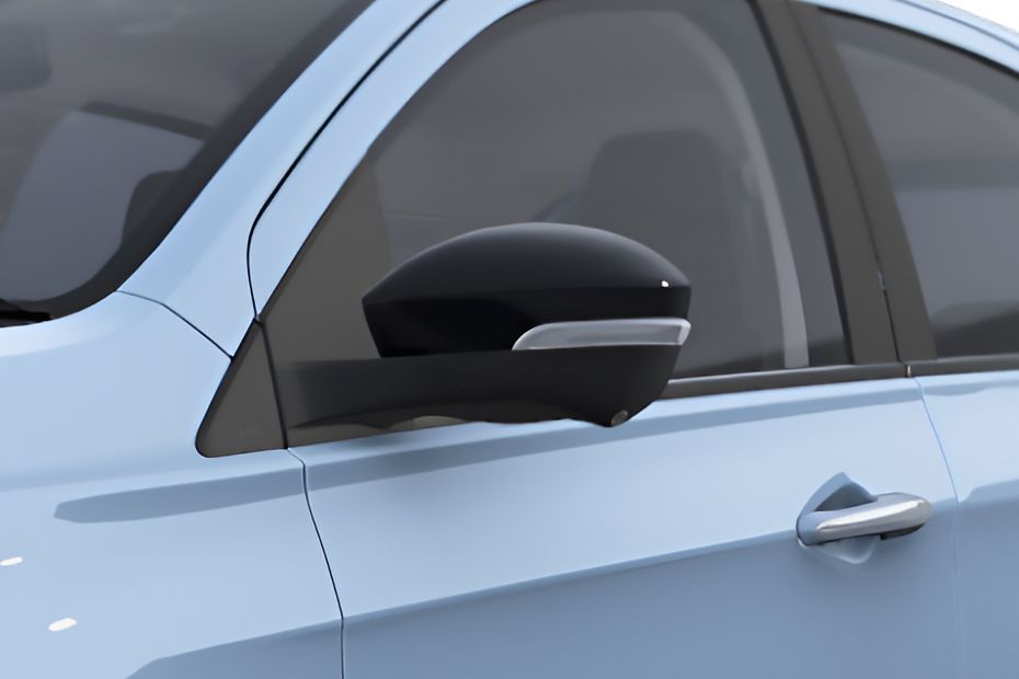 Outside Mirror Image of Tiago