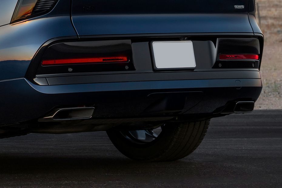 Rear Bumper Image of Q9