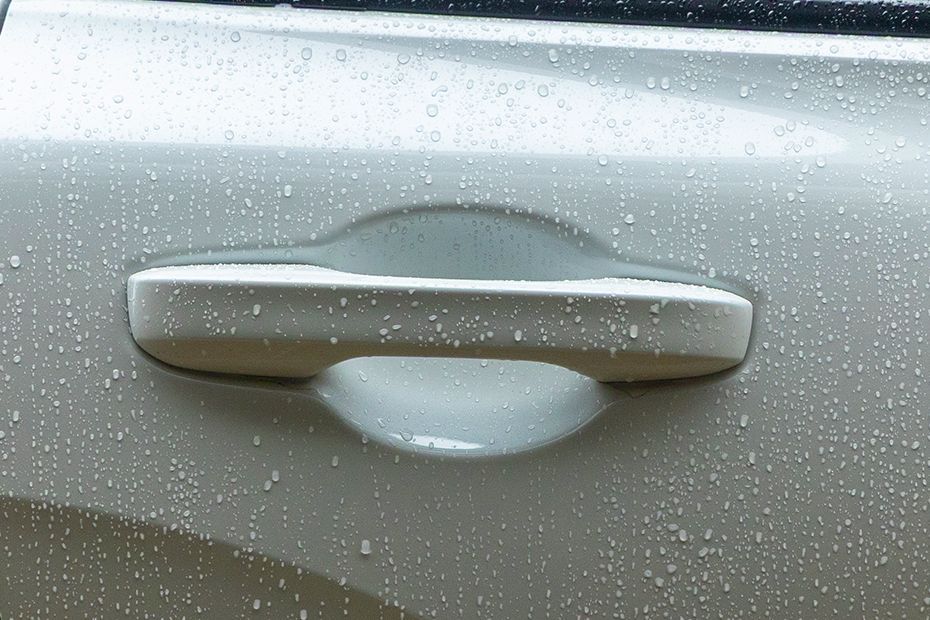 Rear Door Handle Image of ZR-V