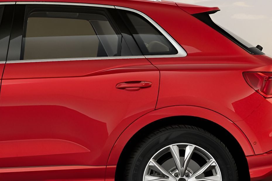 Rear Door Handle Image of Q3
