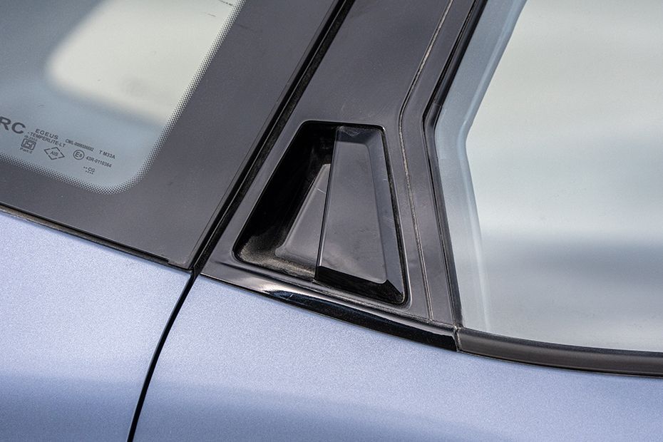 Rear Door Handle Image of Tekton
